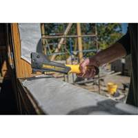 Pistolet-agrafeur en fibre de carbone composite, 5/16" - 1/2" Solutions industrielles ALPHA