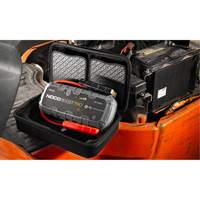 GB150 Boost&reg; Pro Jump Starter Solutions industrielles ALPHA