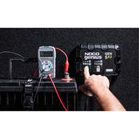 Genius&reg; Gen5X2 2-Bank, 10-Amp On-Board Battery Charger Solutions industrielles ALPHA