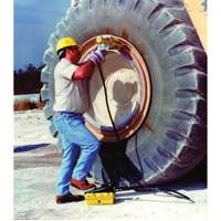 Giant Tire/Earthmover Bead Breaker Kit with 1/2 Gallon Hydraulic Pump Solutions industrielles ALPHA