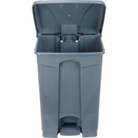 Step-On Garbage Can, Plastic, 12 US gal. Capacity Solutions industrielles ALPHA
