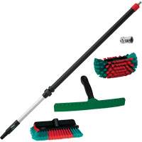 Ensemble d'outils de la s&eacute;rie Transport pour le nettoyage de l'ext&eacute;rieur de v&eacute;hicule de livraison Solutions industrielles ALPHA