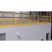 Barri&egrave;re de s&eacute;curit&eacute; pour mezzanine, 68-1/2" lo x 42" ha, 80-1/16" &eacute;lev&eacute;e, Jaune Solutions industrielles ALPHA