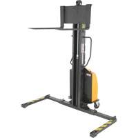 Gerbeur motoris&eacute; avec m&acirc;t &eacute;troit, Fonctionnement &eacute;lectrique, Capacit&eacute; 1000 lb, Lev&eacute;e max 63" Solutions industrielles ALPHA