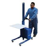 Gerbeur &agrave; plateforme &agrave; &eacute;l&eacute;vation rapide, M&eacute;canisme &eacute;lectrique, Capacit&eacute; de 175 lb, Levage max de 57" Solutions industrielles ALPHA