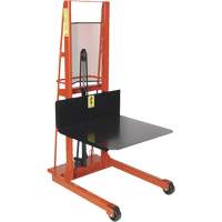 Gerbeur hydraulique &agrave; plateforme, M&eacute;canisme Pompe au pied, Capacit&eacute; de 1000 lb, Levage max de 60" Solutions industrielles ALPHA
