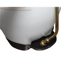 Industrial & Contractor Series Acetone Compression Sprayer, 2 gal. (9 L), Polyethylene, 18" Wand Solutions industrielles ALPHA