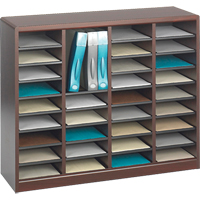 Casier &agrave; compartiments E-Z Stor pour documentation, Stationnaire, 36 fentes, Bois, 40" la x 3/4" p x 32-1/2" h Solutions industrielles ALPHA