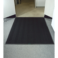 Waterhog&reg; Eco Elite Matting, Wiper/Scraper, 4' x 6' x 3/8", Black Smoke Solutions industrielles ALPHA