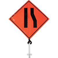 Narrow Road Pole Sign, 24" x 24", Vinyl, Pictogram Solutions industrielles ALPHA