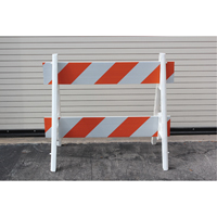 Barricades, A-Frame, 28.6" L x 40" H, Orange/White Solutions industrielles ALPHA