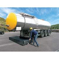 Berme Ultra-Tanker Berm, Capacit&eacute; 374 gal. US, 5' la x 10' lo x 12" h, Paroi en mousse Solutions industrielles ALPHA