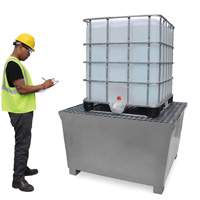 Steel Ultra-IBC Spill Pallet&reg;, 370 US gal. Spill Capacity, 57.6" x 34.7" x 56.9" Solutions industrielles ALPHA