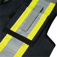 6679 High-Visibility Antimicrobial Mesh-Back Surveyor Vest, Black, Small, Polyester Solutions industrielles ALPHA