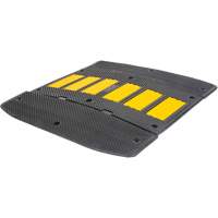 Bosse de d&eacute;c&eacute;l&eacute;ration avec embouts d'extr&eacute;mit&eacute;s, Caoutchouc, 2' lo x 36" la x 1-1/4" h Solutions industrielles ALPHA