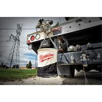 Utility Bucket, 11-4/5" L x 11-4/5" W x 14-3/5" H, Canvas, Beige/Black Solutions industrielles ALPHA