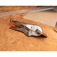 Locking Sheet Metal Clamp, 8" Length Solutions industrielles ALPHA