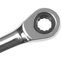 Metric Ratcheting Combination Wrench, 12 Point, 8 mm, Chrome Finish Solutions industrielles ALPHA