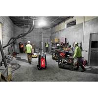 Tour d&eacute;clairage et chargeur MX Fuel Rocket, DEL, 27 000 lumens Solutions industrielles ALPHA