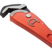 Self-Adjusting Pipe Wrench, 1-1/2" Jaw Capacity, 12" Long, Powder Coated Finish, Non-Ergonomic Handle Solutions industrielles ALPHA