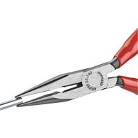 Pince &agrave; bec long avec couteau, 5-1/2" lo Solutions industrielles ALPHA